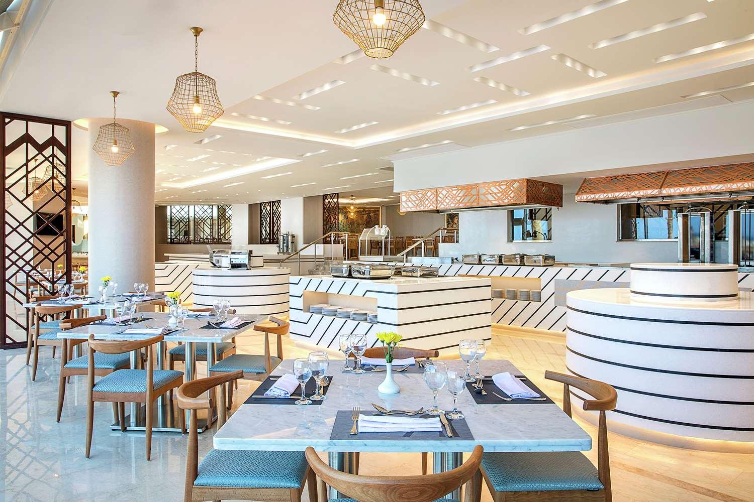 restaurant cafeteria