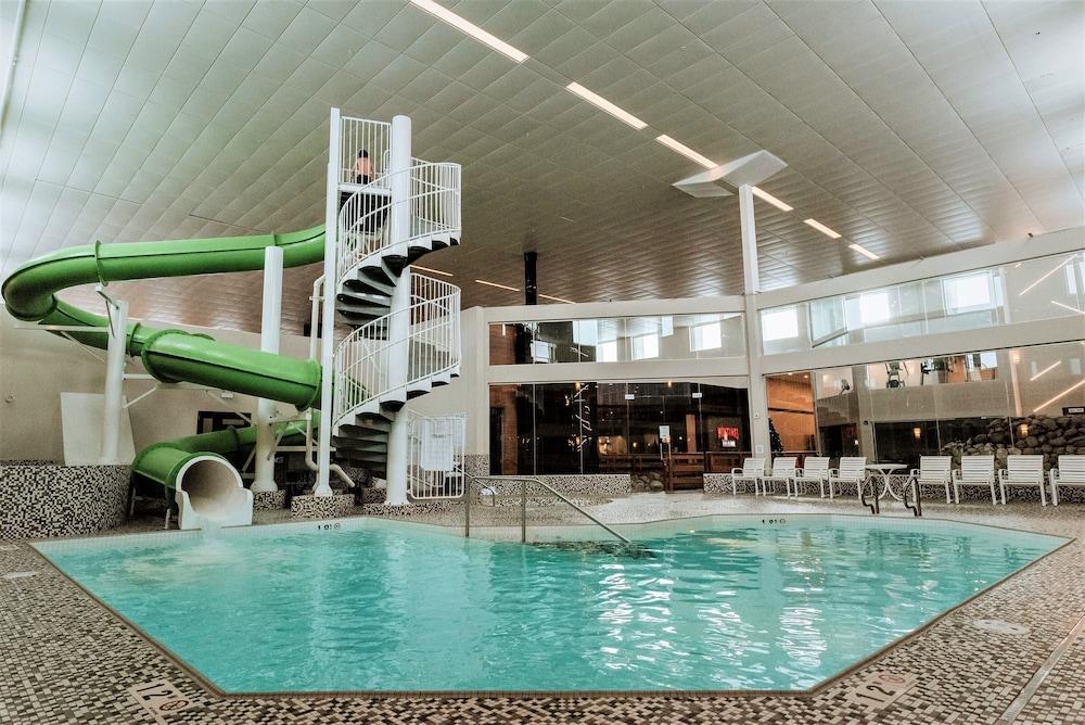 swimming pool spa