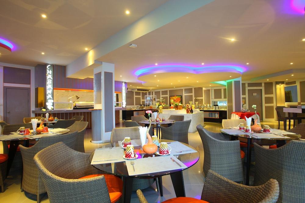 restaurant cafeteria