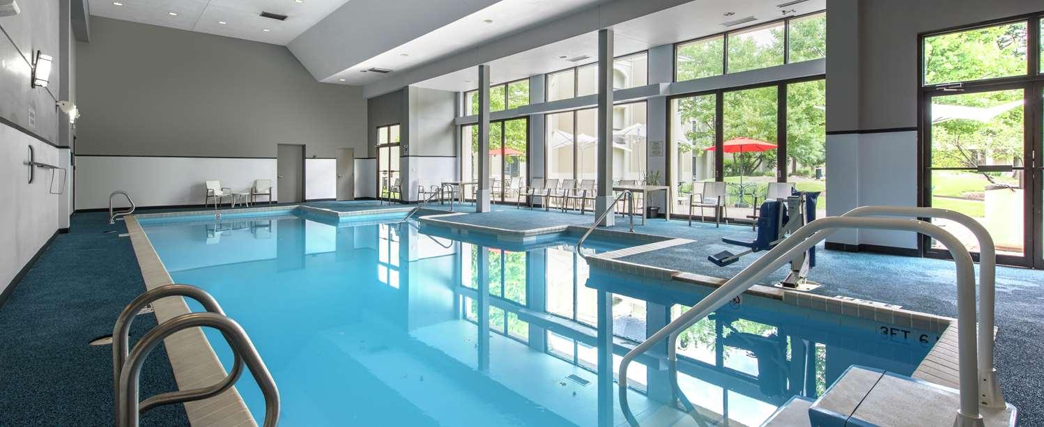 swimming pool spa