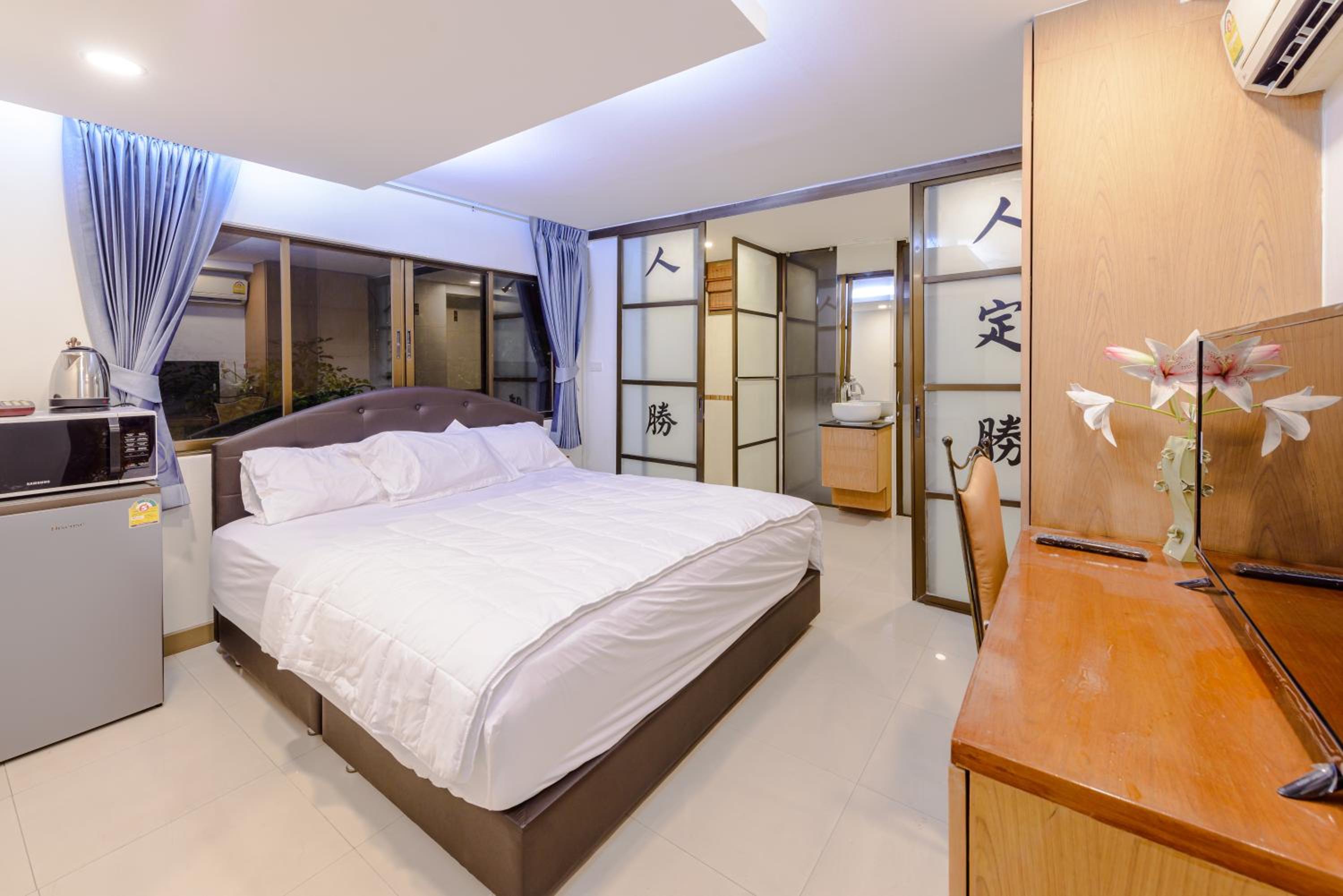 rooms