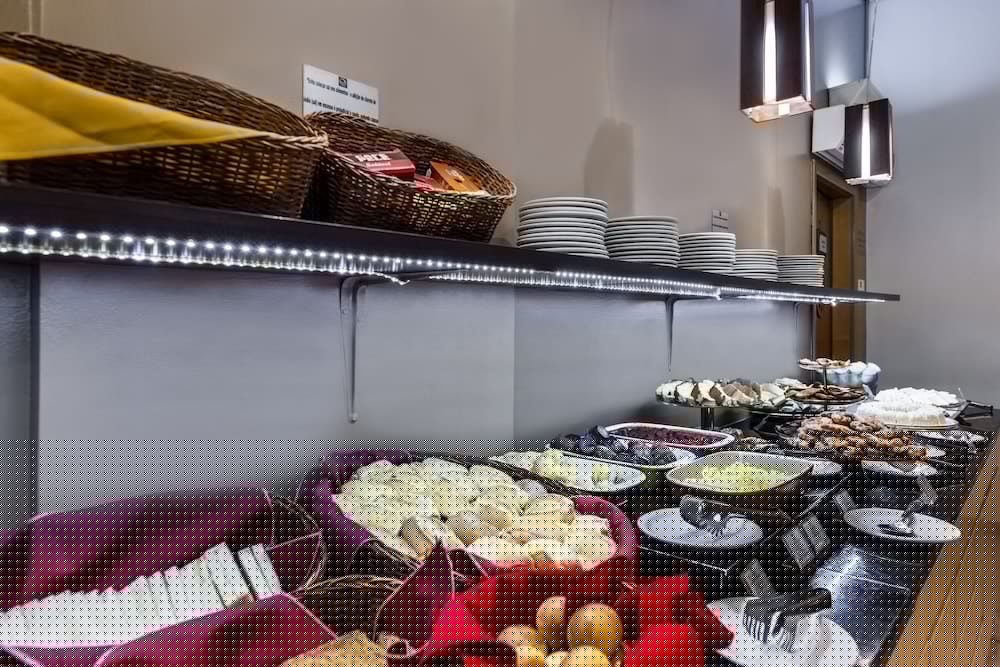 restaurant-cafeteria