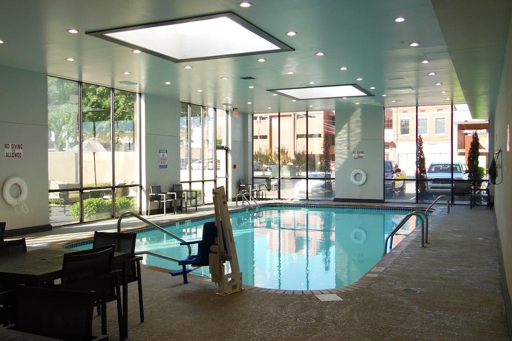 swimming pool spa
