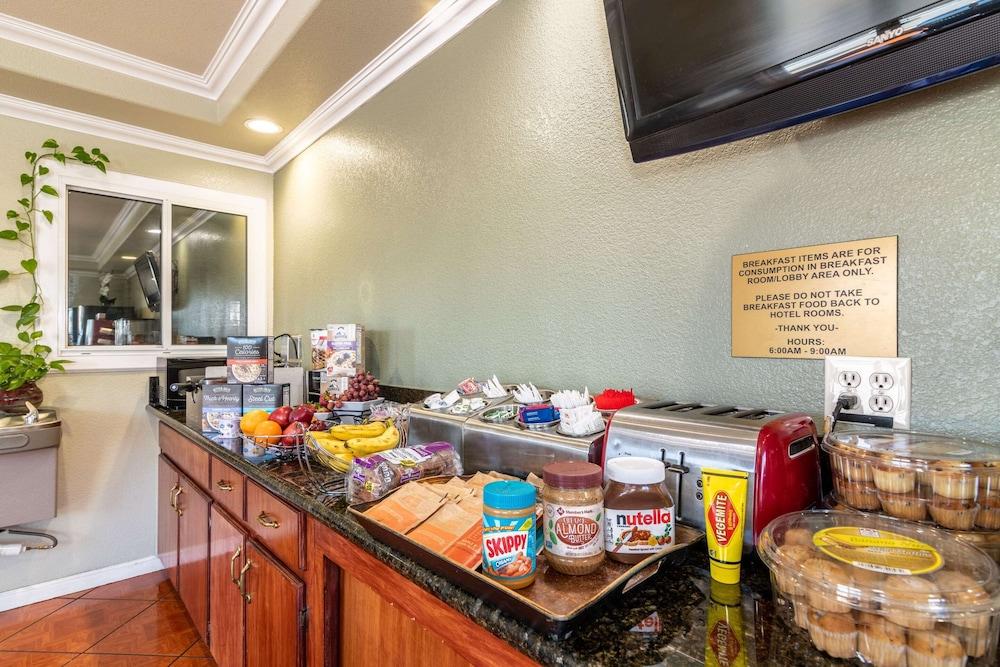 restaurant-cafeteria