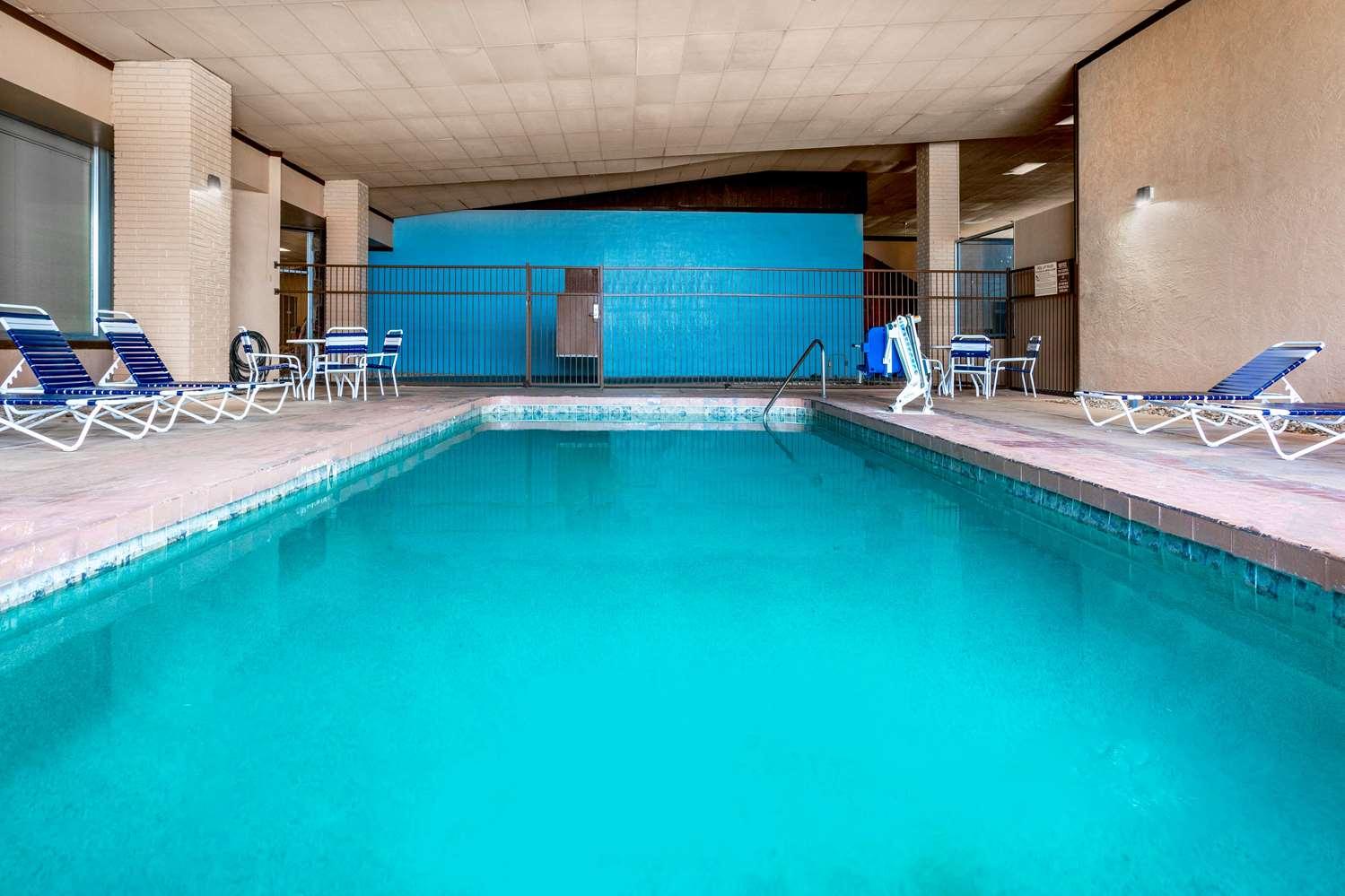 swimming pool spa