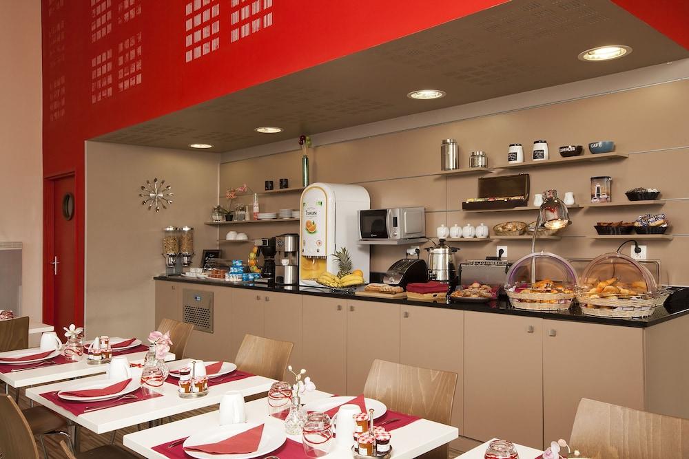 restaurant-cafeteria