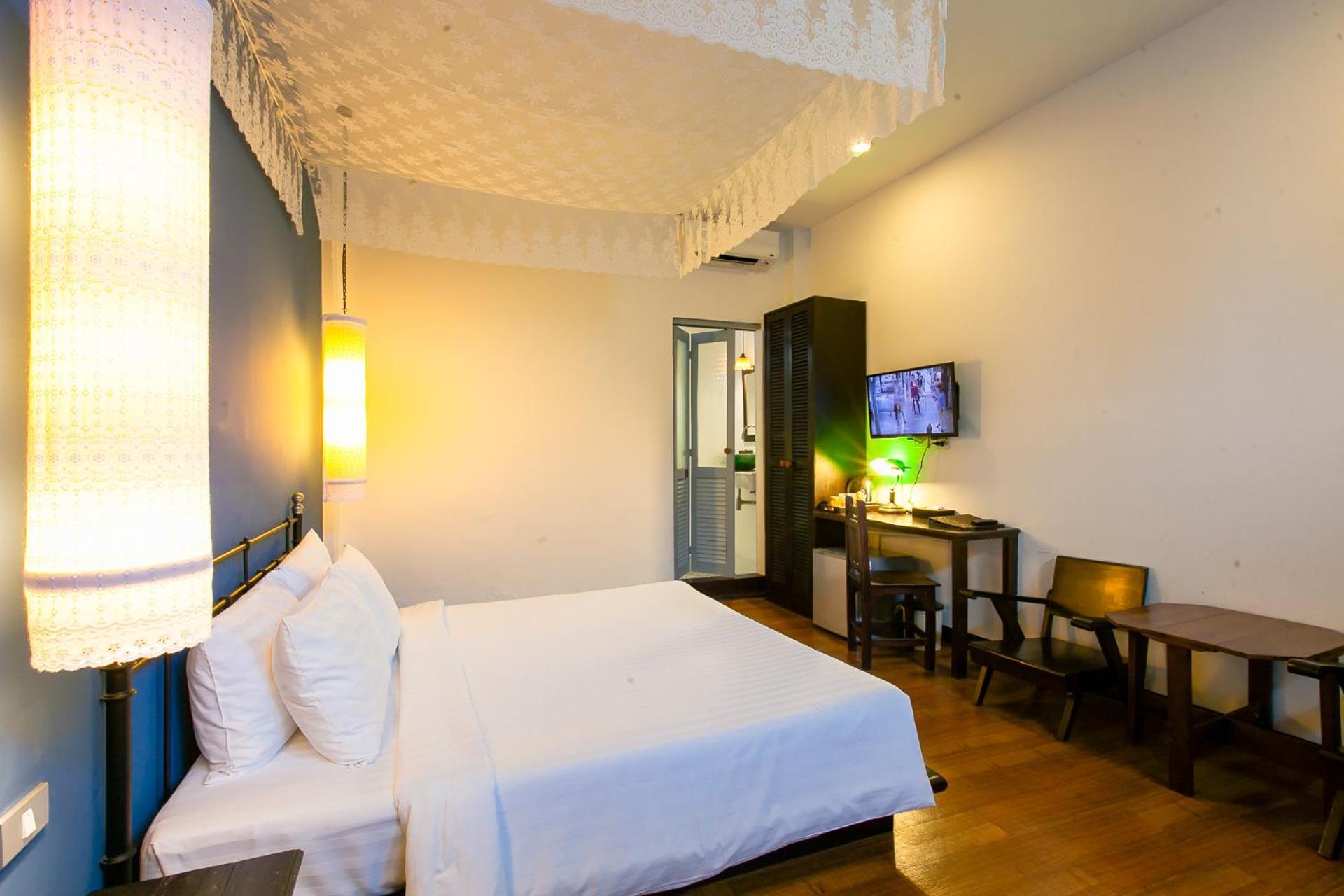 rooms