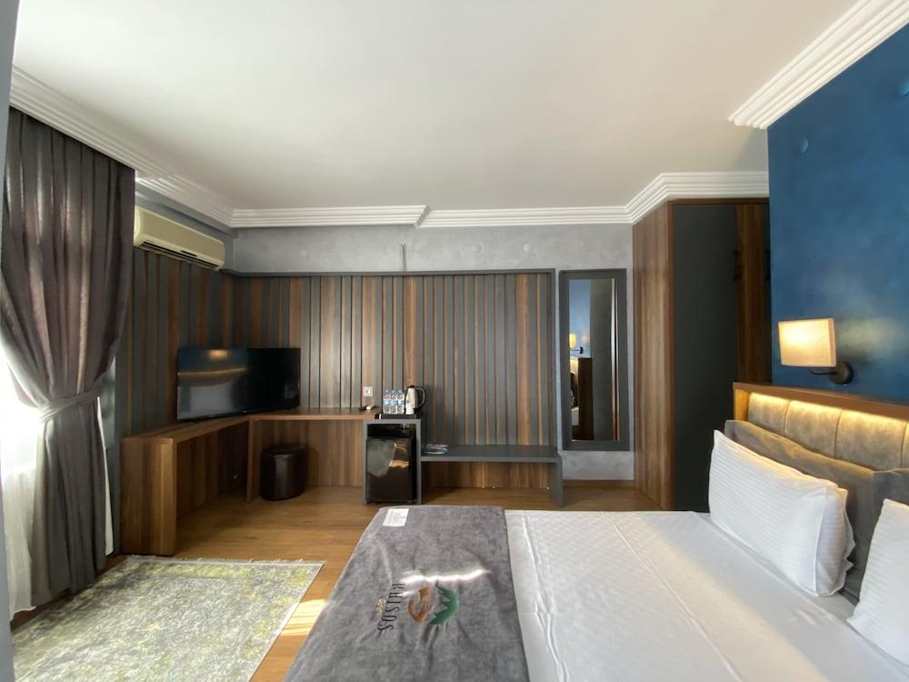 rooms