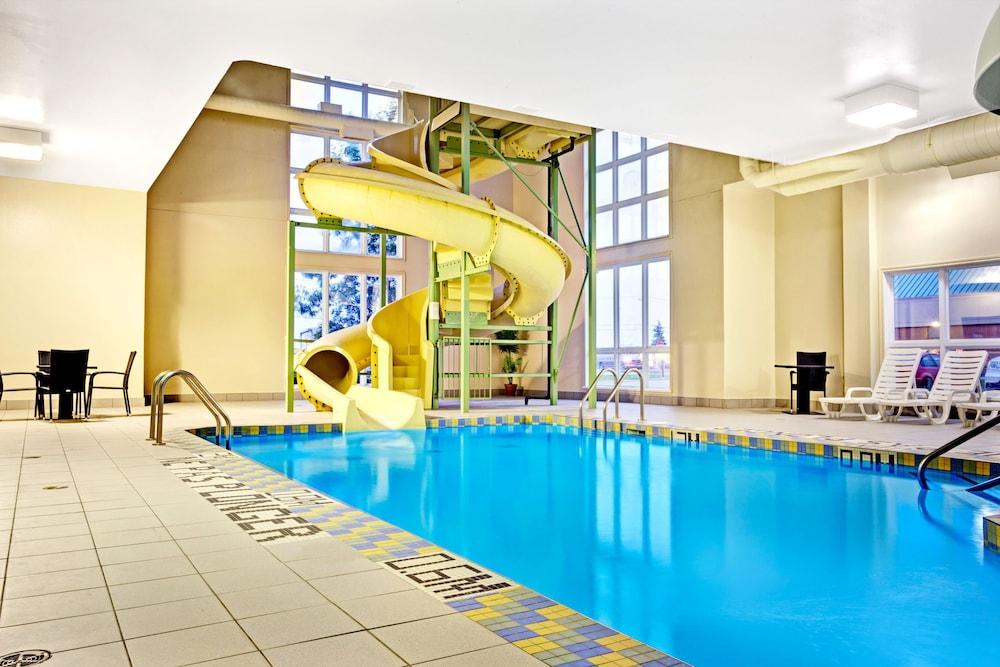 swimming pool spa