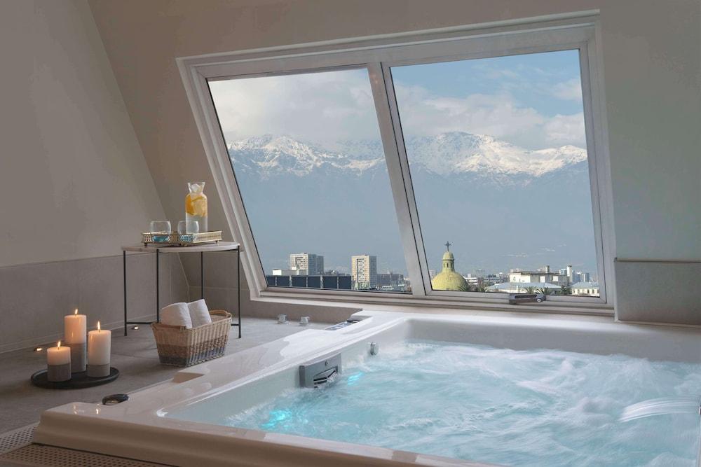 swimming pool spa