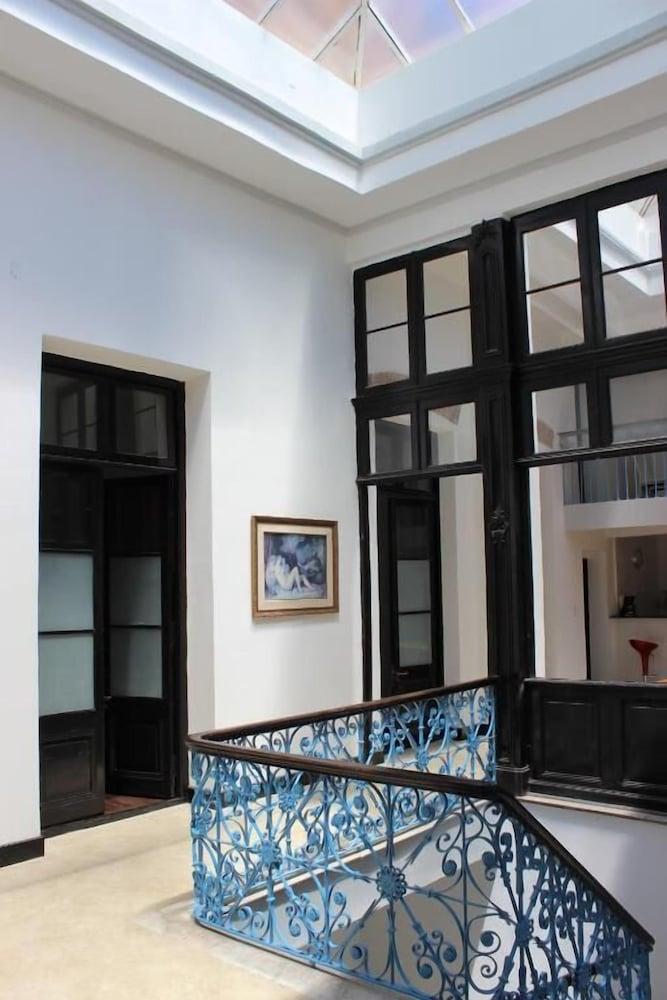 lobby