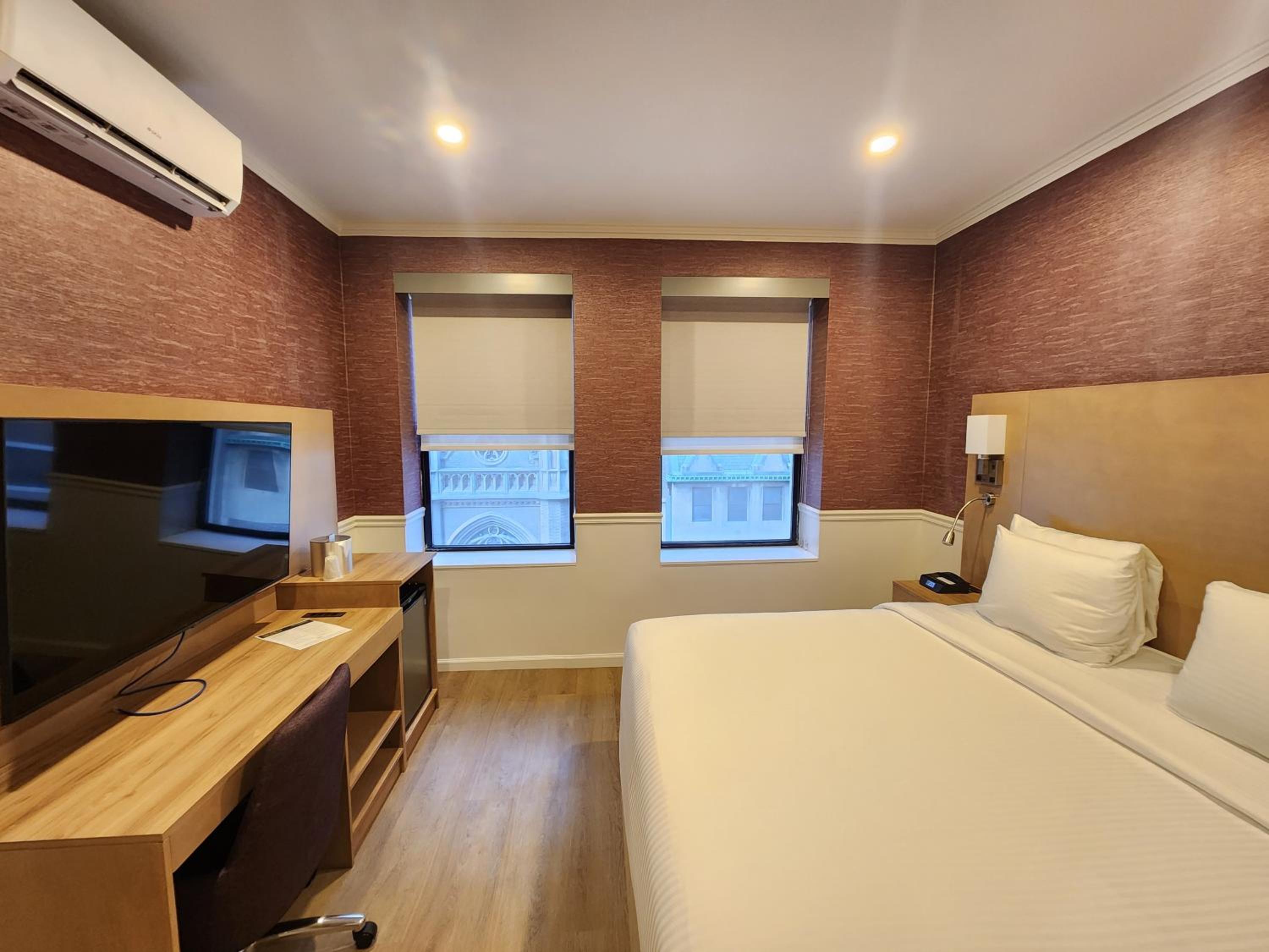 rooms