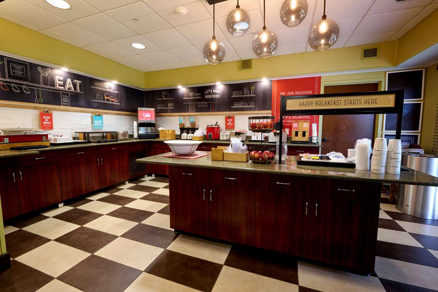 restaurant cafeteria