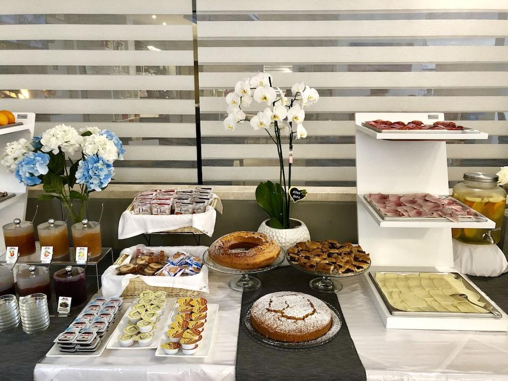 restaurant-cafeteria