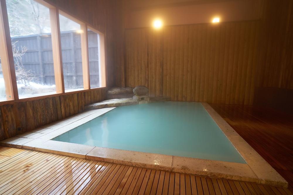 swimming pool spa