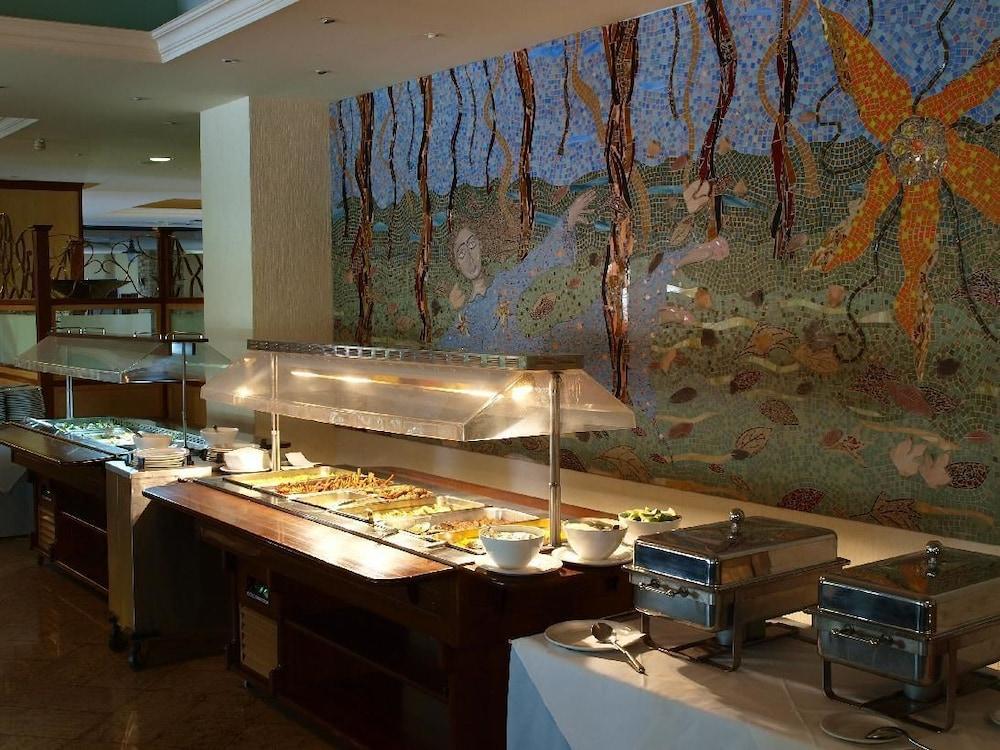 restaurant-cafeteria