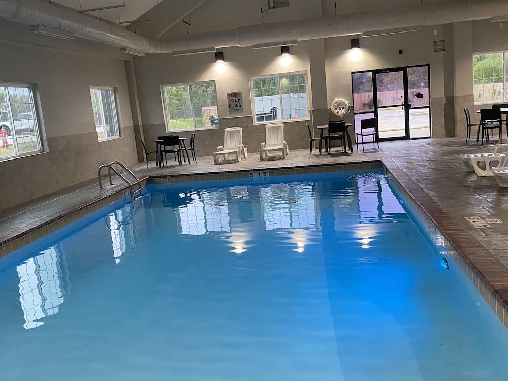 swimming pool spa