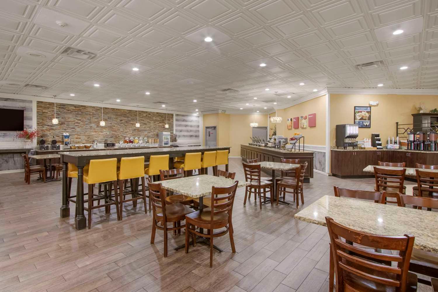 restaurant cafeteria