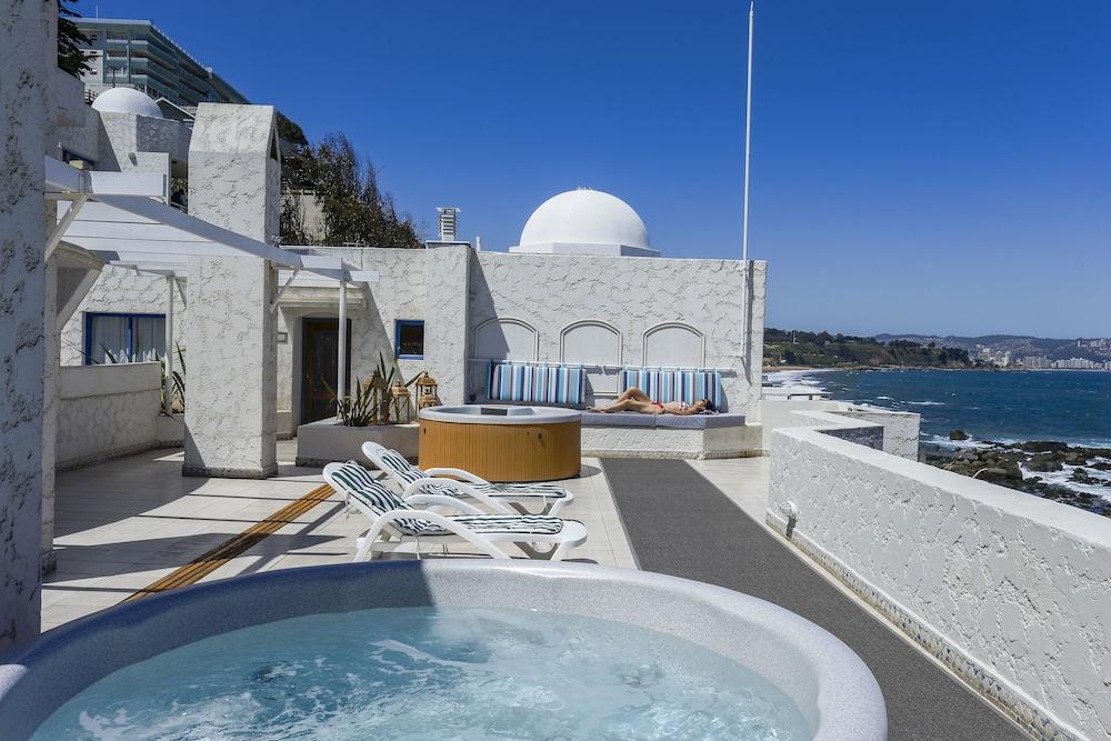 swimming pool spa