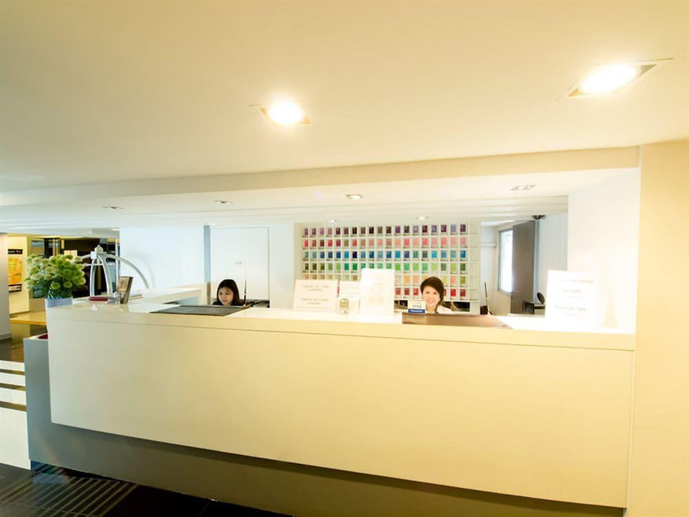 lobby