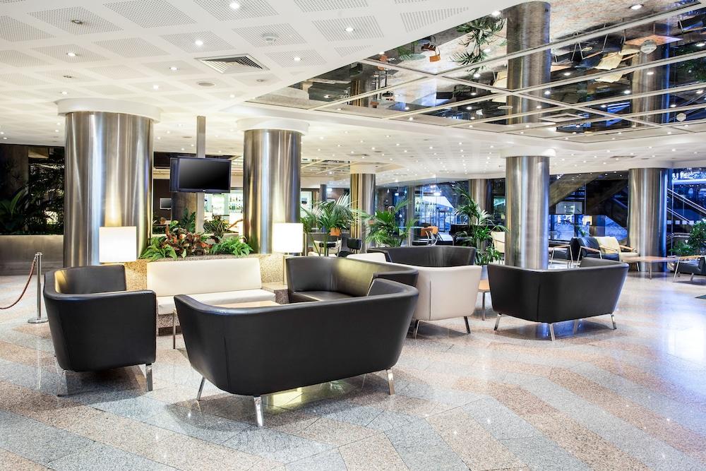 lobby