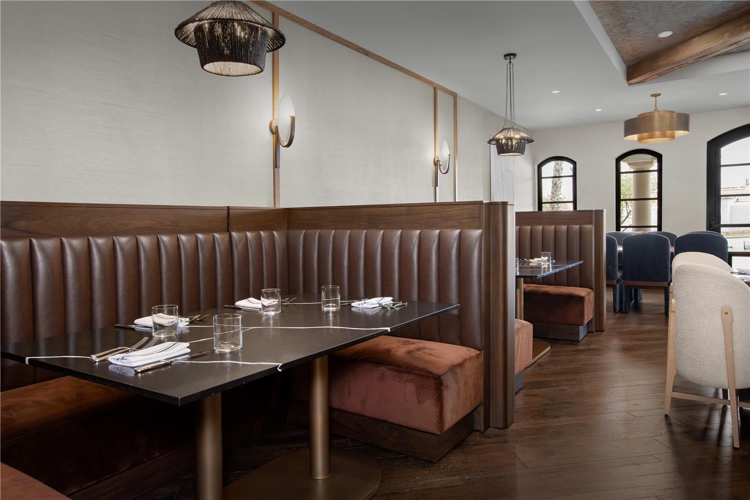 restaurant cafeteria
