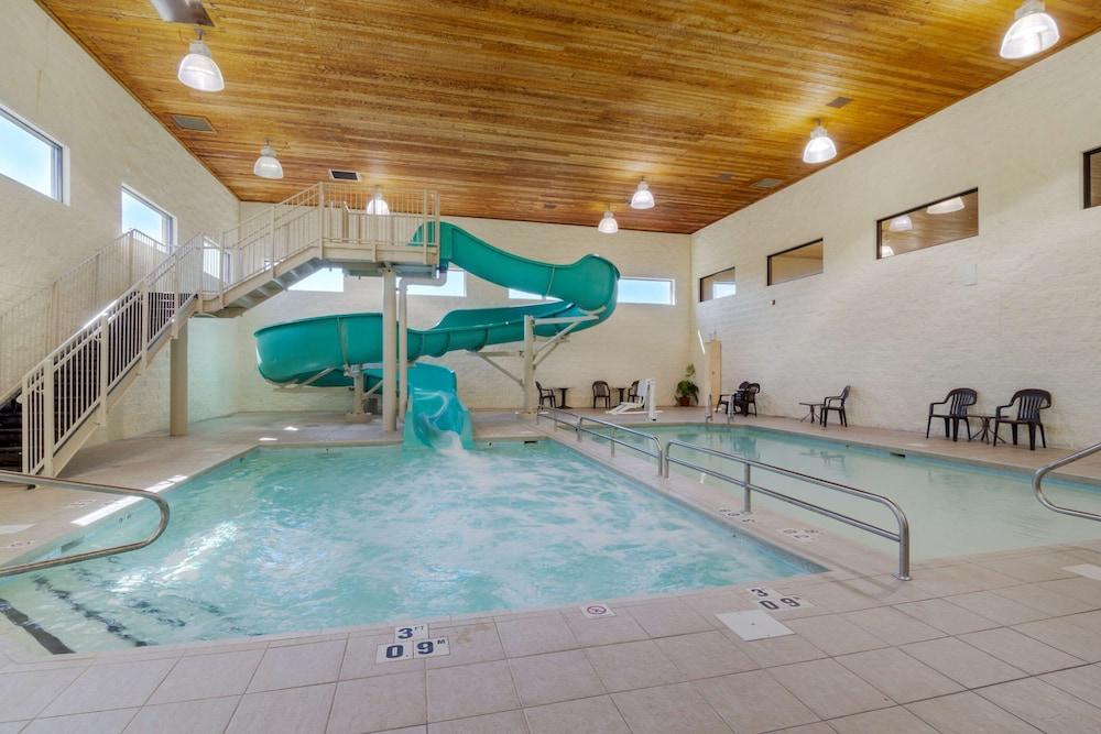 swimming pool spa