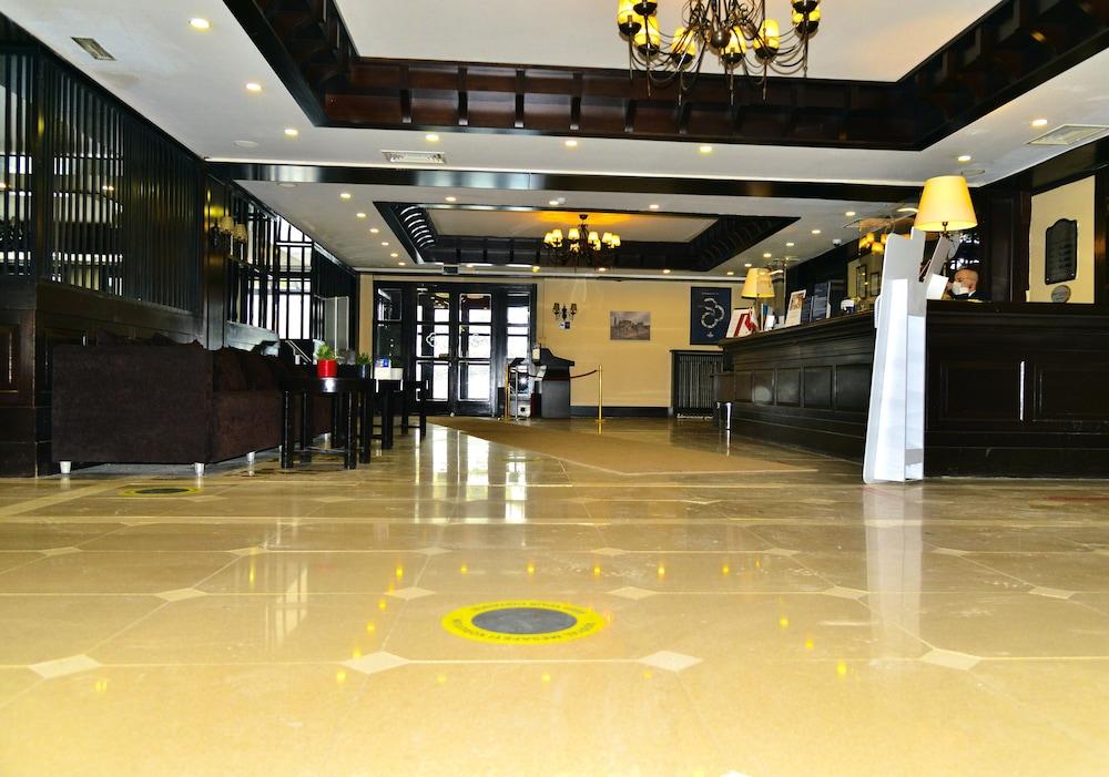 lobby