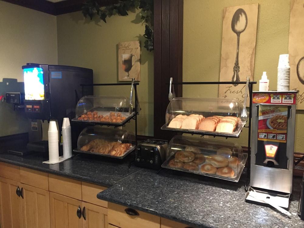 restaurant-cafeteria