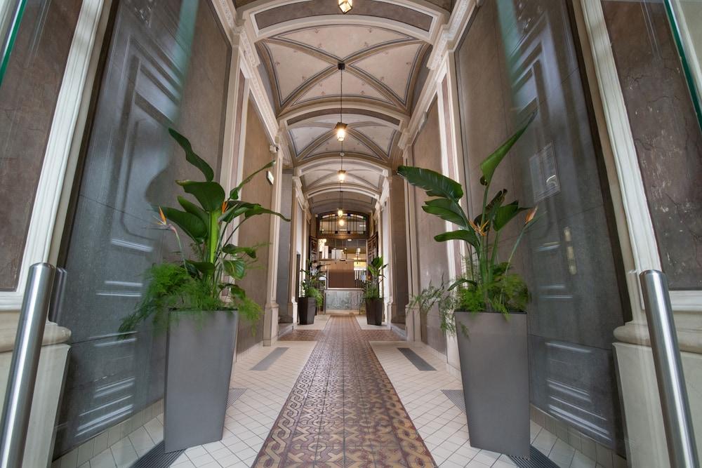 lobby