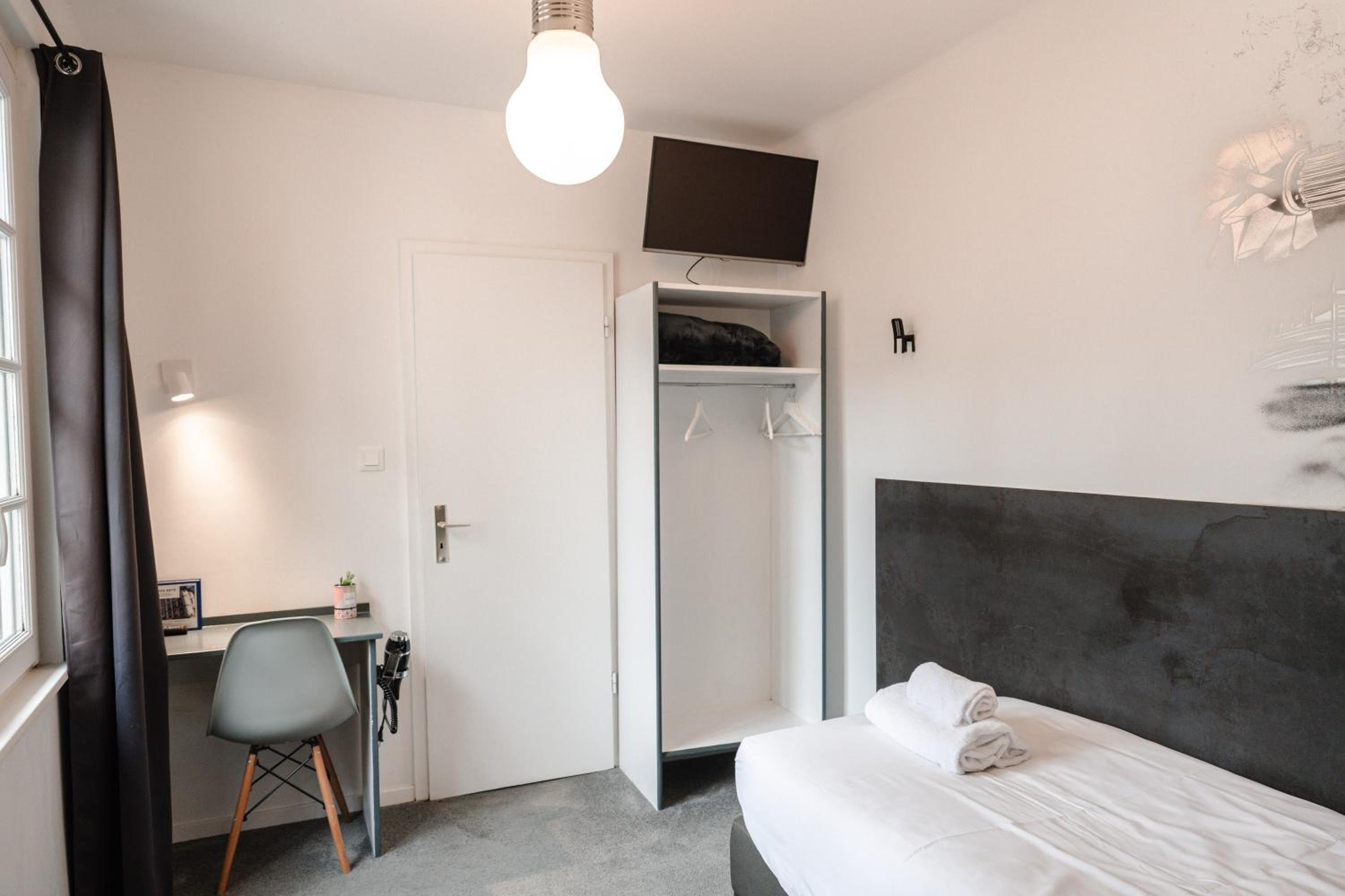 rooms