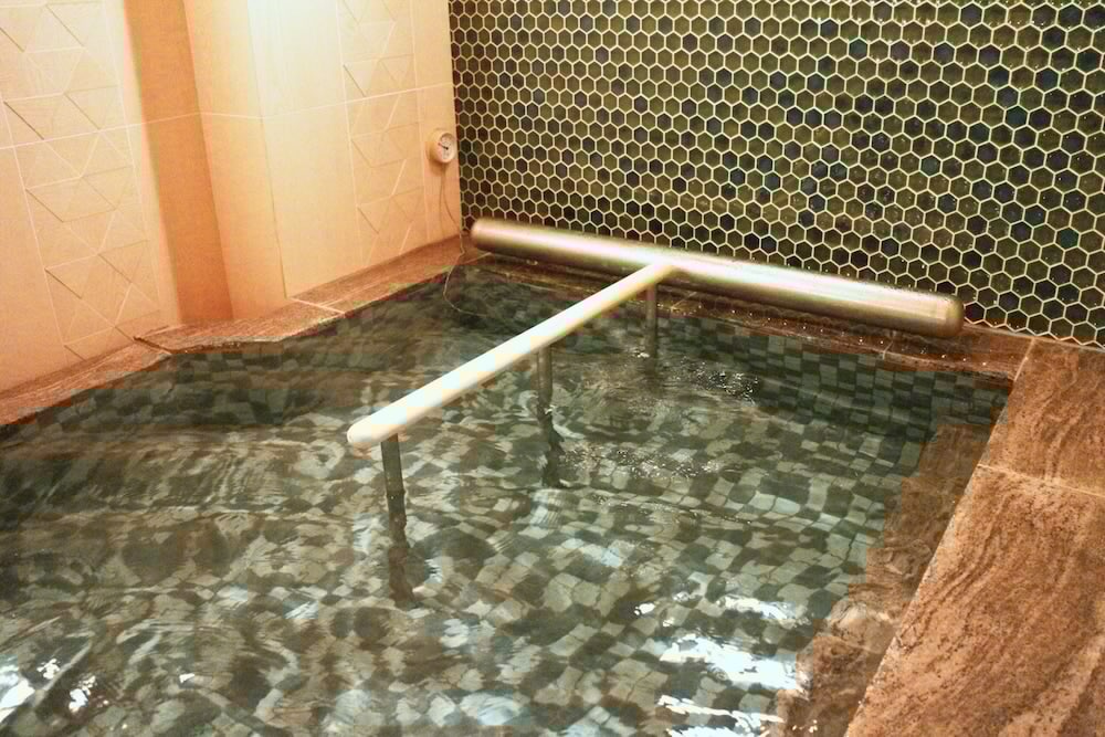 swimming pool spa