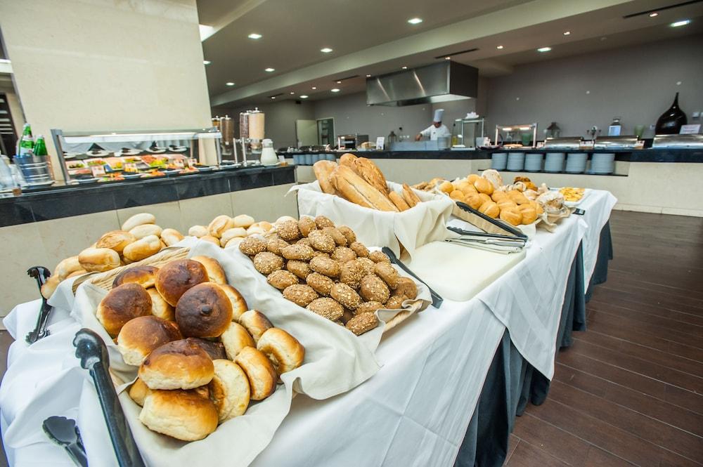 restaurant-cafeteria