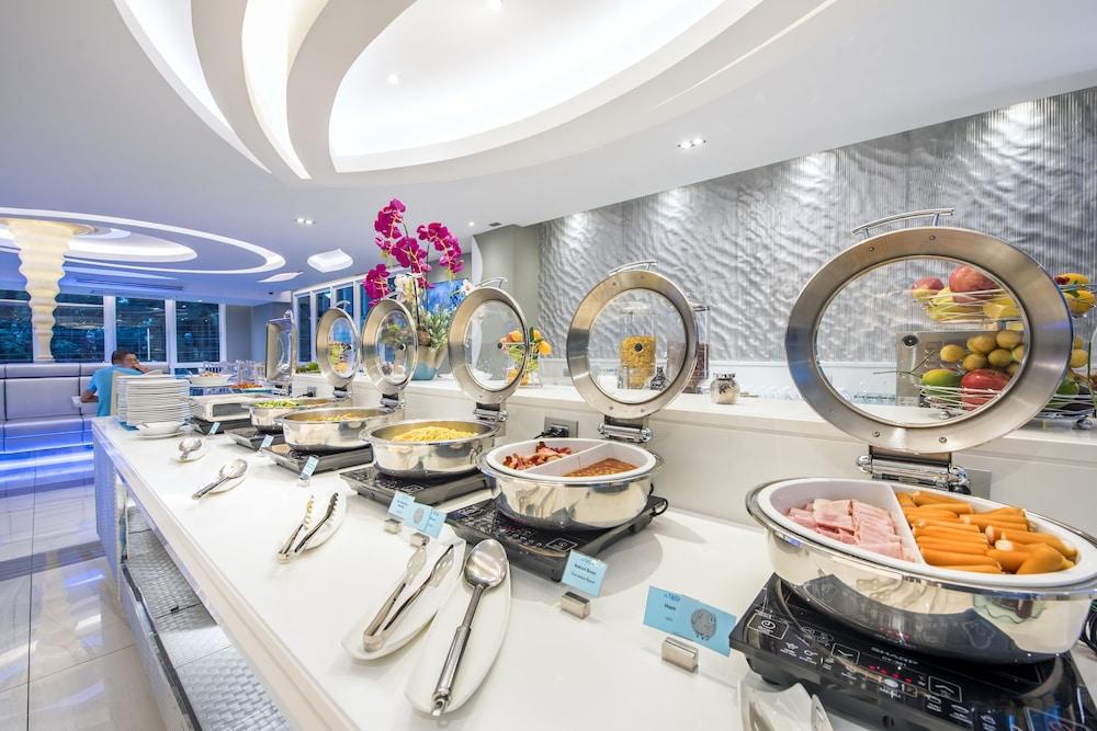 restaurant cafeteria