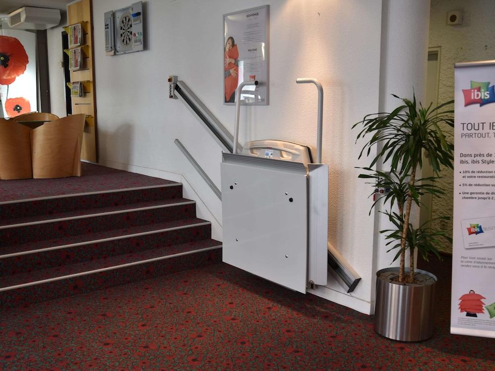 lobby