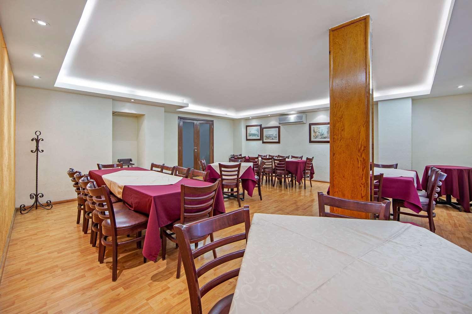 restaurant cafeteria