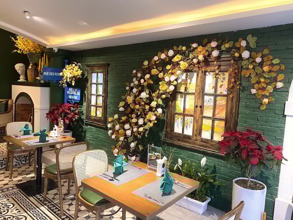 restaurant-cafeteria