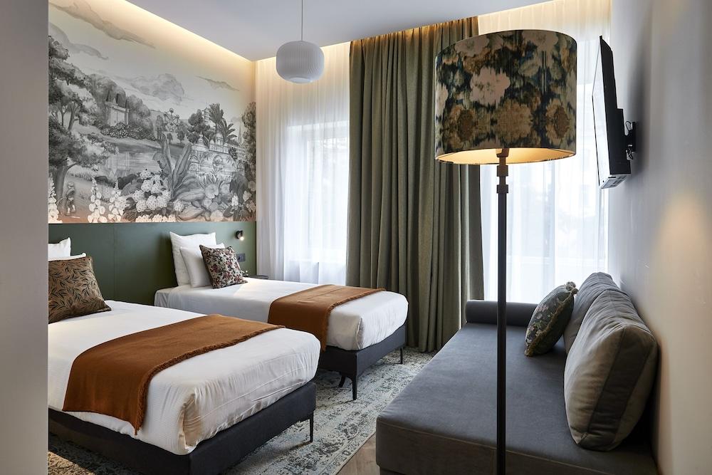 rooms