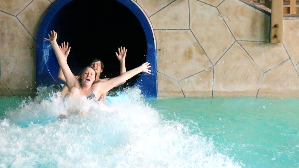 swimming pool spa
