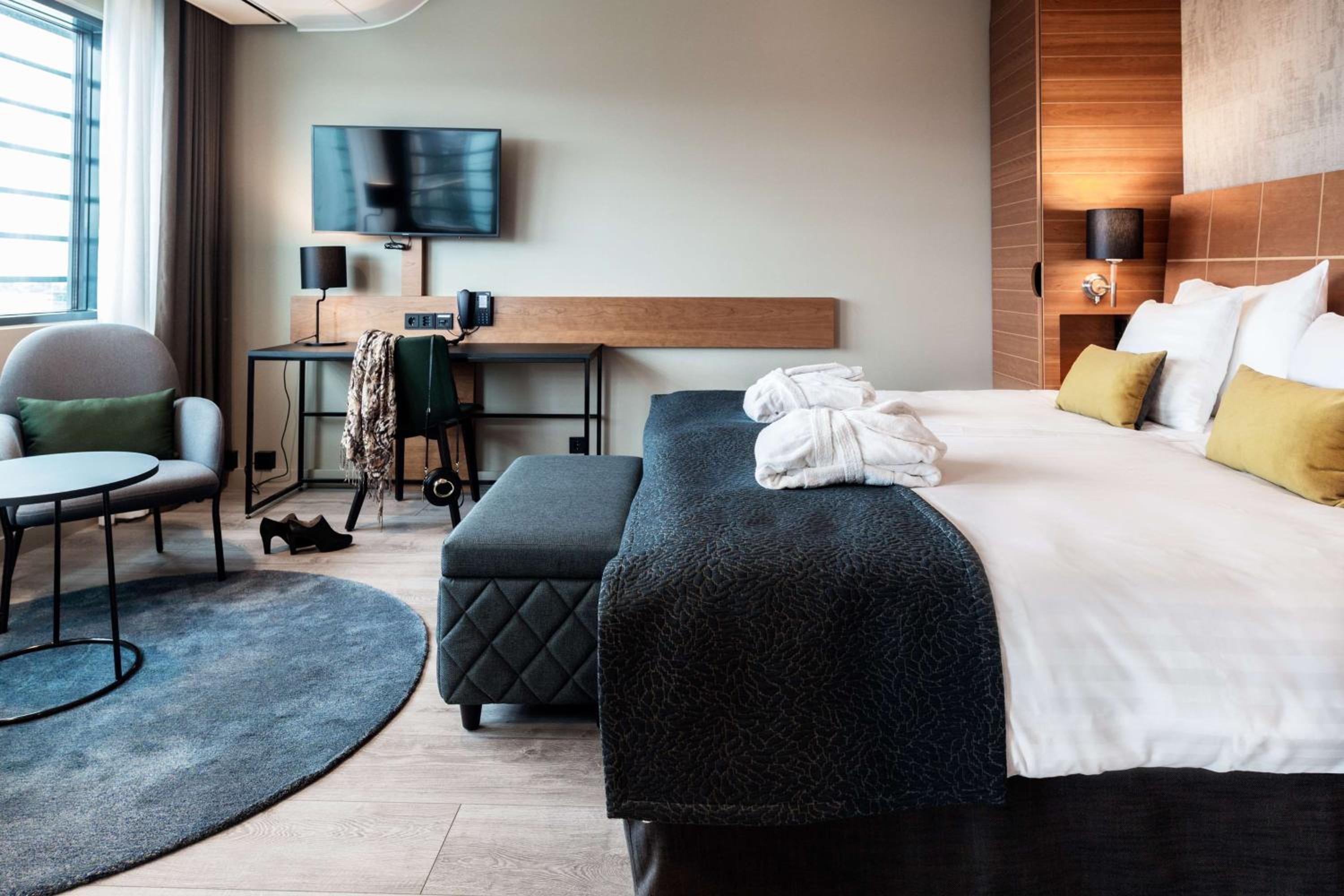 rooms