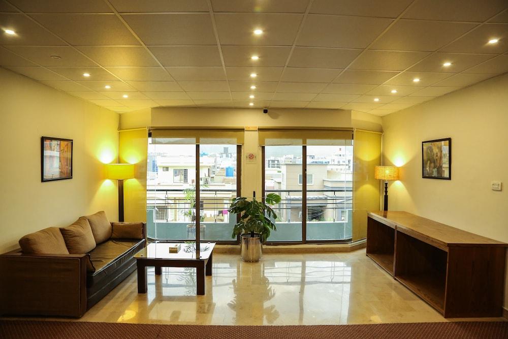 lounge
