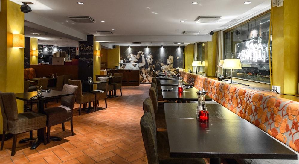 restaurant-cafeteria