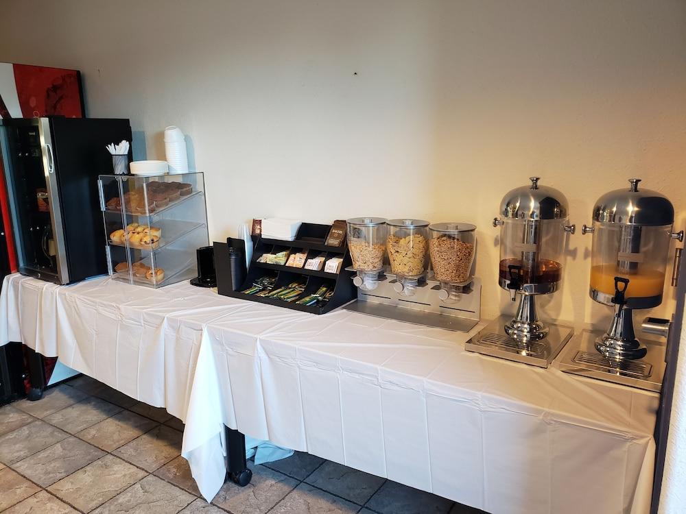restaurant-cafeteria