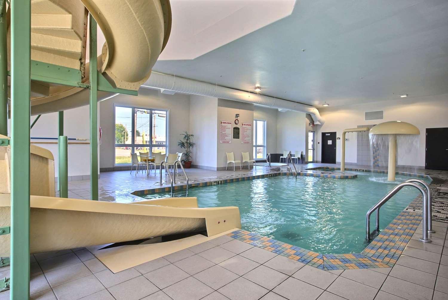 swimming pool spa