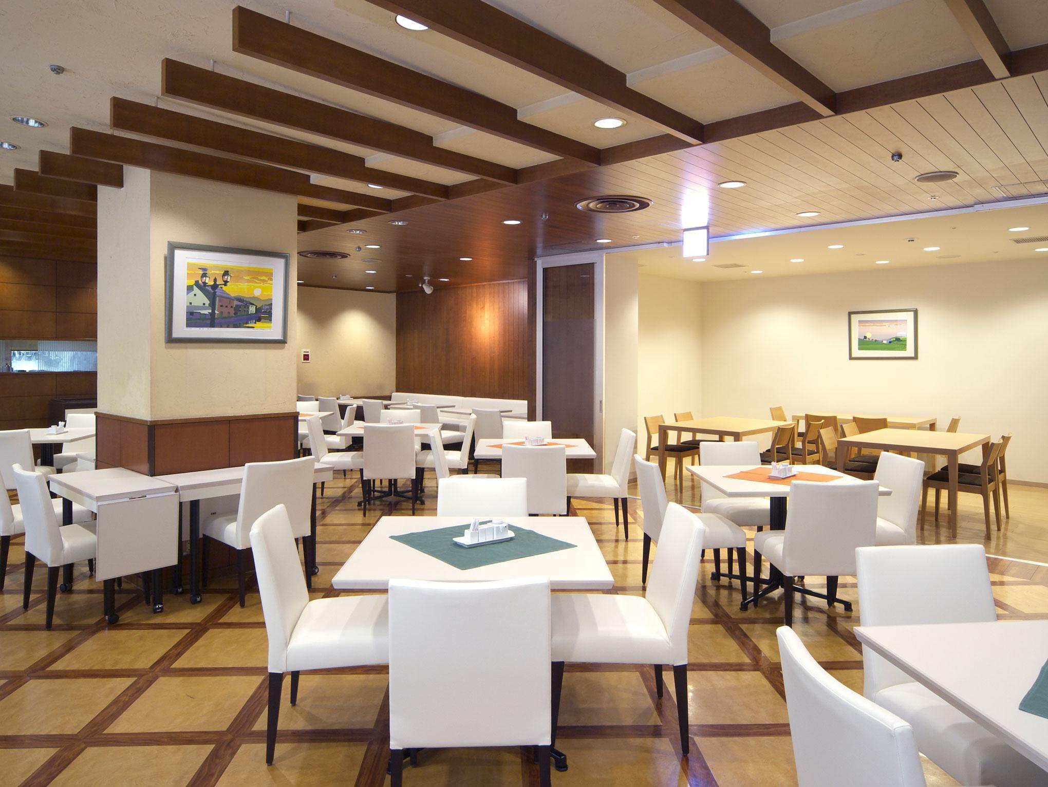 restaurant cafeteria