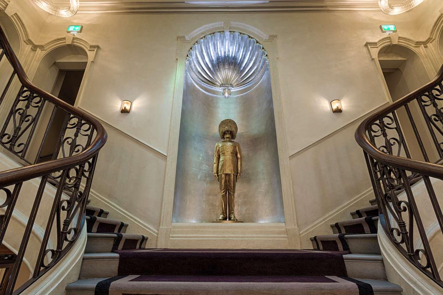 lobby