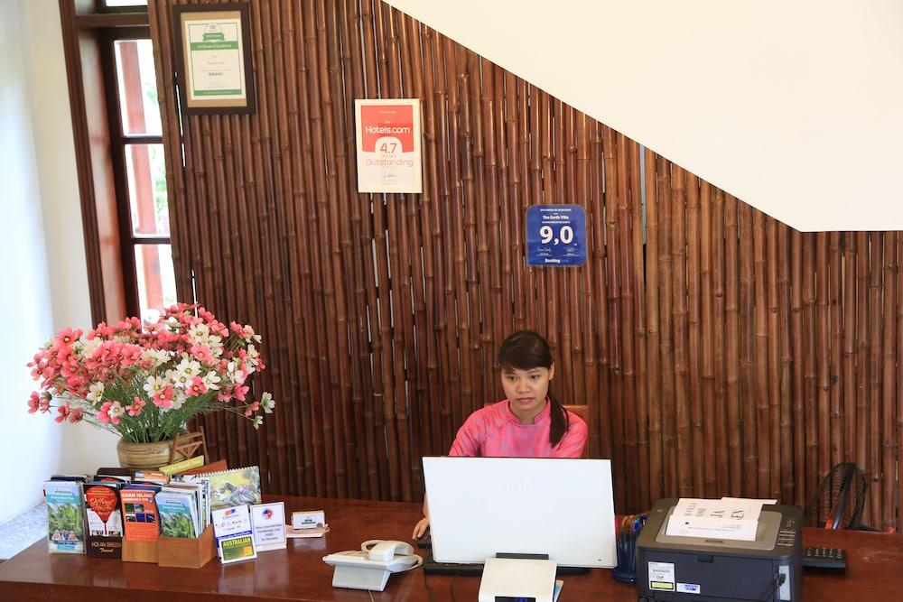 lobby