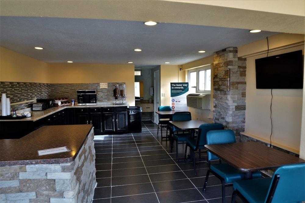 restaurant-cafeteria