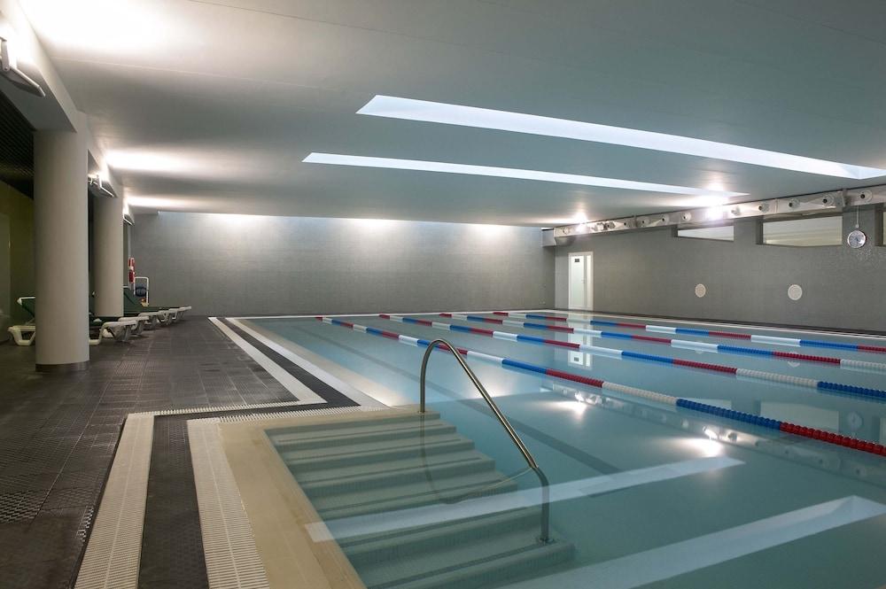 swimming pool spa