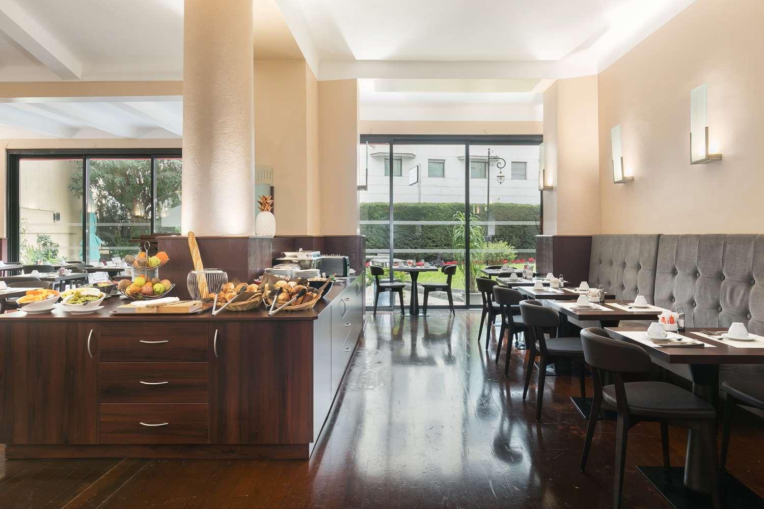 restaurant cafeteria
